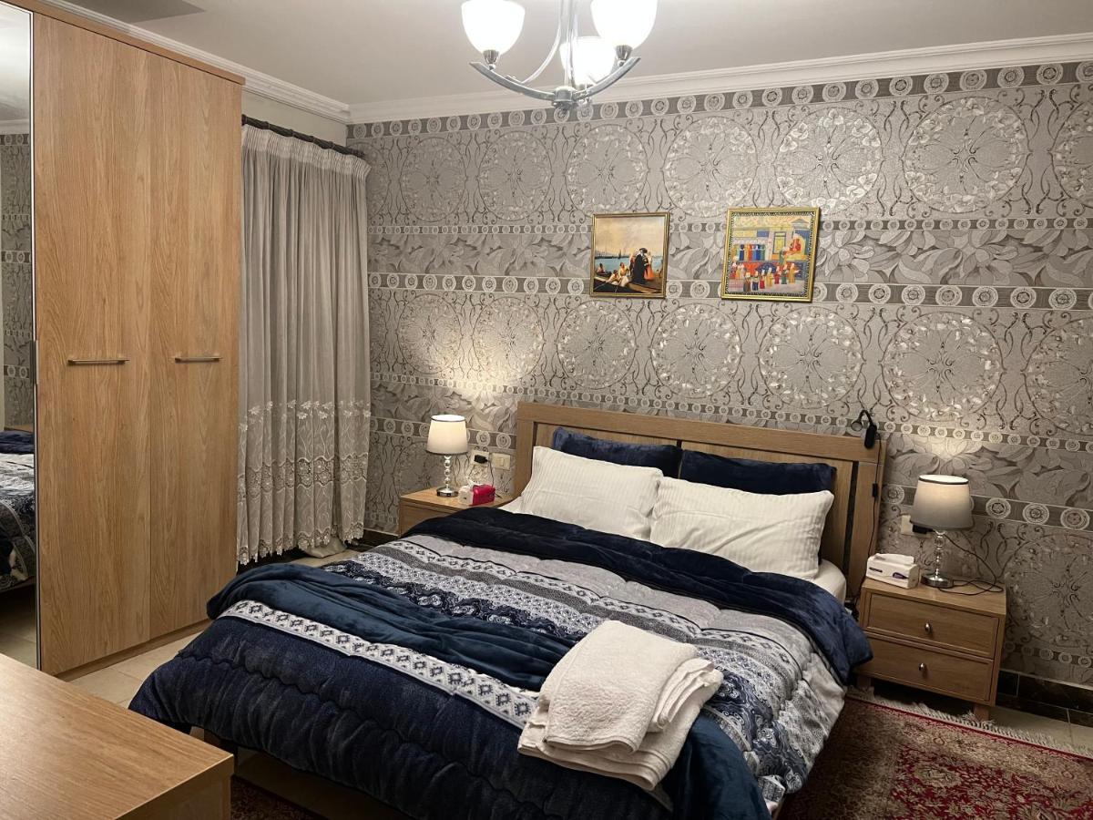 Elegant Duplex With Pool Frontauc Apartment Cairo
